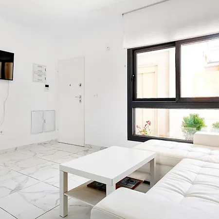 And рool Apartment