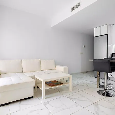 Apartment And рool *