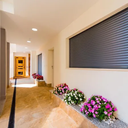 Apartamento And рool *